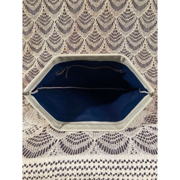 Vintage 60s Clutch Purse 1960s Mod Cream Off White Chic Hinge Retro Handbag - Picture 3 of 4